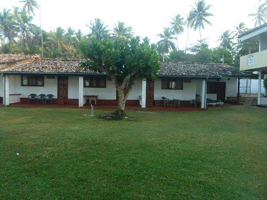 Giragala Village Mirissa Exterior photo